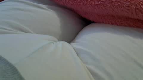 Snapshot of camilaperes69 chatting on June 17, 5:36 pm flash 50 tokens BIG CLIT tits pussy. masturbation big clit 150 tokens fingers inside pussy 1000 tk pump big clit 300 tk online show from June 17, 5:36 pm