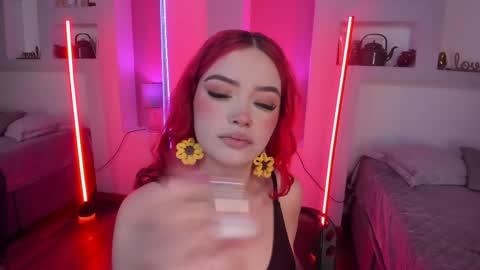 Snapshot of camilarivers chatting on May 8, 12:32 pm Camila online show from May 8, 12:32 pm