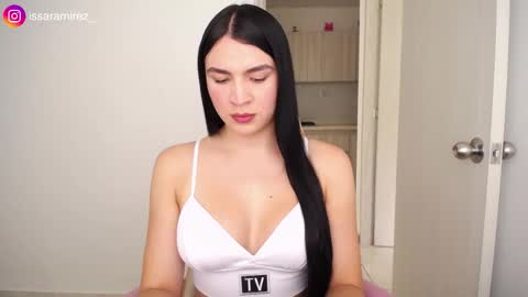 X IGcamiryan01 online show from February 12, 5:52 pm