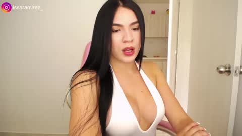 Snapshot of camilaryan chatting on April 18, 8:42 pm X IGcamiryan01 online show from April 18, 8:42 pm