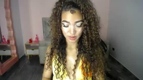 Snapshot of camilavixen_ch chatting on July 1, 1:29 am camila online show from July 1, 1:29 am