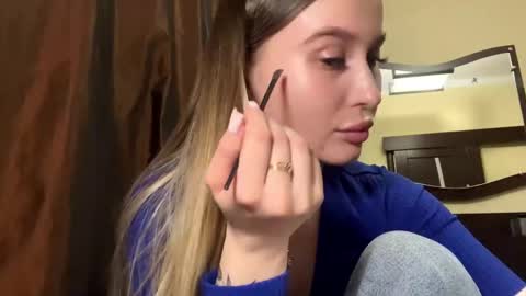 Miki online show from March 15, 2:01 pm