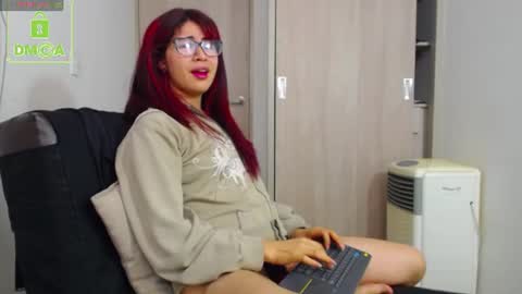 Snapshot of camilitasweet96 chatting on June 9, 3:01 pm Camilita Echeverri online show from June 9, 3:01 pm