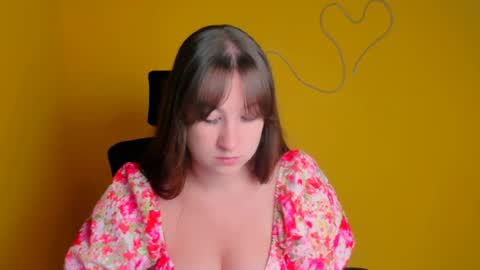 Camilla online show from June 27, 6:07 am