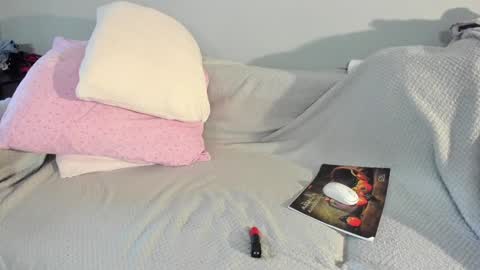 Camilla   online show from October 31, 12:28 pm