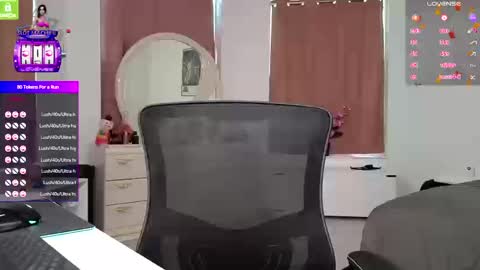 Snapshot of camillacassidy chatting on September 19, 10:43 pm CamillaCassidy online show from September 19, 10:43 pm