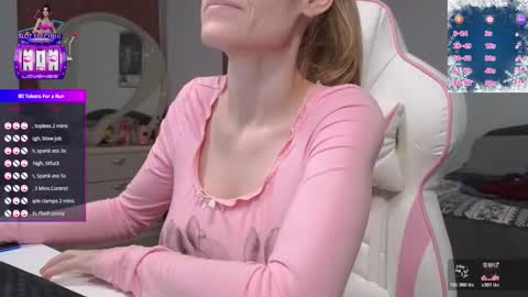 Snapshot of camillacassidy chatting on November 1, 10:45 pm CamillaCassidy online show from November 1, 10:45 pm