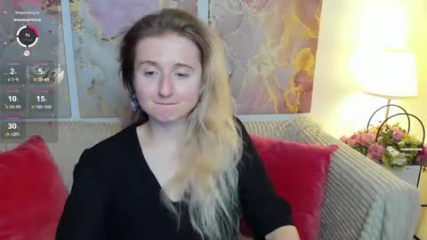 Snapshot of camilladreamer chatting on May 5, 6:16 pm camilladreamer online show from May 5, 6:16 pm