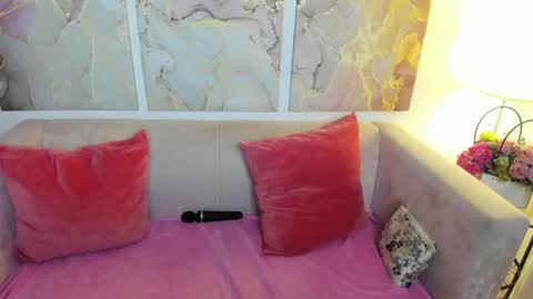 Snapshot of camilladreamer chatting on June 9, 5:57 pm camilladreamer online show from June 9, 5:57 pm