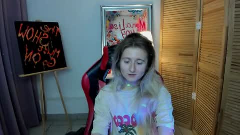 camilladreamer online show from July 18, 6:23 pm