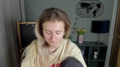 camilladreamer online show from July 30, 1:32 pm