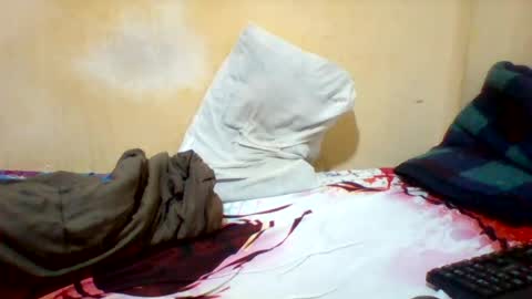 Snapshot of camillah_sweet chatting on June 23, 6:17 pm camillah_sweet online show from June 23, 6:17 pm