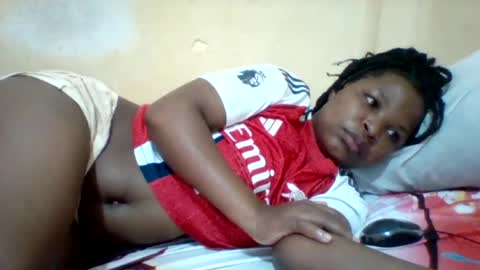 Snapshot of camillah_sweet chatting on June 25, 7:13 am camillah_sweet online show from June 25, 7:13 am