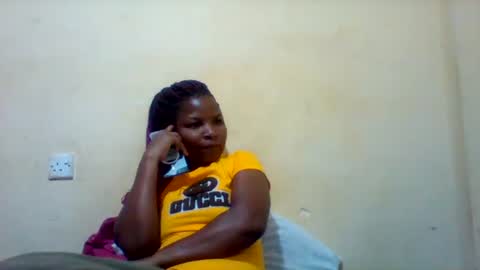 Snapshot of camillah_sweet chatting on July 24, 7:45 pm camillah_sweet online show from July 24, 7:45 pm
