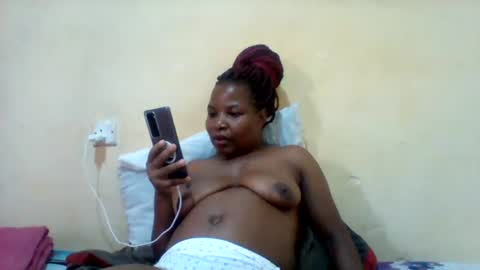 Snapshot of camillah_sweet chatting on July 27, 11:06 am camillah_sweet online show from July 27, 11:06 am