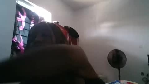 Snapshot of camillasoofine chatting on June 14, 12:18 pm camillasoofine online show from June 14, 12:18 pm
