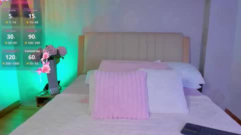 Camille Lynn online show from September 11, 12:22 am