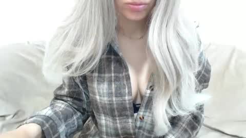 CamilleBunny online show from May 4, 2:51 am