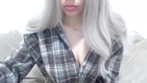 CamilleBunny online show from May 7, 2:28 am