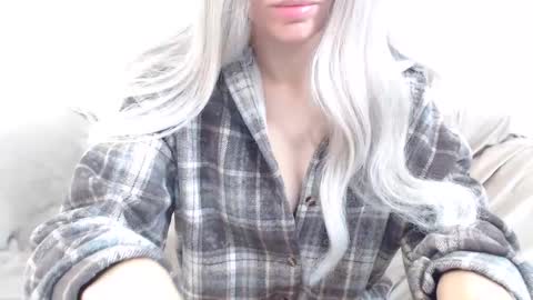 CamilleBunny online show from May 28, 3:04 am