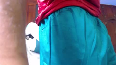 Snapshot of camilo_contre21 chatting on June 25, 6:34 pm camilo_contre21 online show from June 25, 6:34 pm