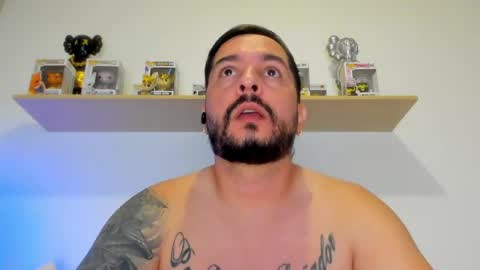 Snapshot of camilo_restrepo21 chatting on June 3, 12:13 am camilo_restrepo21 online show from June 3, 12:13 am