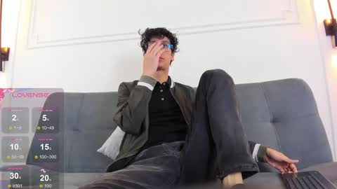 Snapshot of camilo_stark chatting on May 20, 3:02 am Camilo online show from May 20, 3:02 am