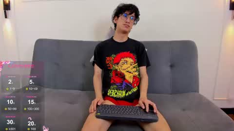 Snapshot of camilo_stark chatting on June 28, 3:23 am Camilo online show from June 28, 3:23 am