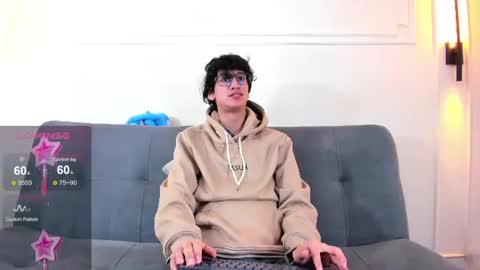 Snapshot of camilo_stark chatting on July 12, 3:08 am Camilo online show from July 12, 3:08 am
