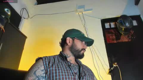 Snapshot of camilomayer chatting on December 18, 2:12 pm Camilo online show from December 18, 2:12 pm