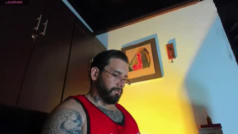 Snapshot of camilomayer chatting on March 23, 2:54 pm Camilo online show from March 23, 2:54 pm