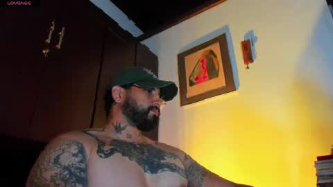 Snapshot of camilomayer chatting on May 4, 2:24 pm Camilo online show from May 4, 2:24 pm