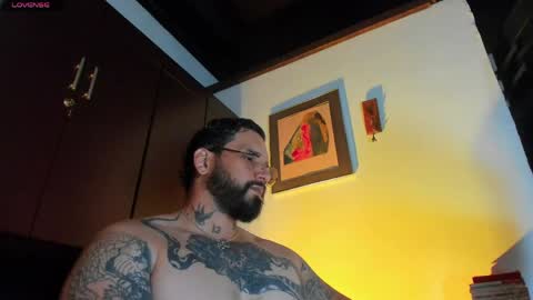 Snapshot of camilomayer chatting on May 6, 2:44 pm Camilo online show from May 6, 2:44 pm