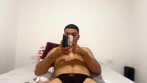 Snapshot of camilor_30 chatting on October 20, 10:38 am camilor_30 online show from October 20, 10:38 am