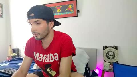 Snapshot of camilosaennz chatting on November 18, 6:23 pm camilo online show from November 18, 6:23 pm