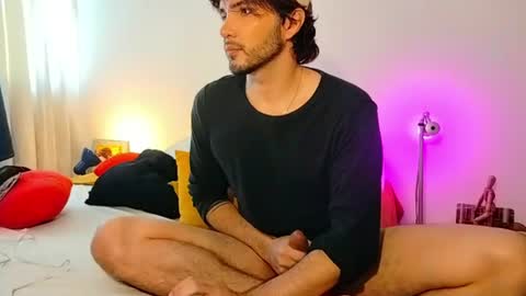 Snapshot of camilosaennz chatting on July 25, 4:15 pm camilo online show from July 25, 4:15 pm