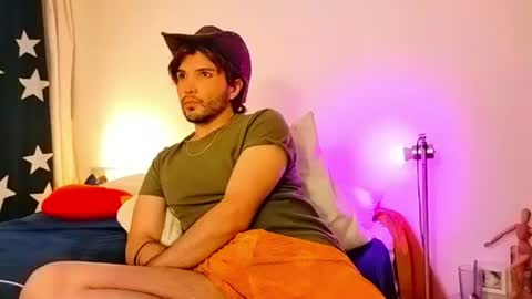Snapshot of camilosaennz chatting on July 31, 1:38 am camilo online show from July 31, 1:38 am