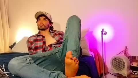Snapshot of camilosaennz chatting on August 1, 11:36 pm camilo online show from August 1, 11:36 pm
