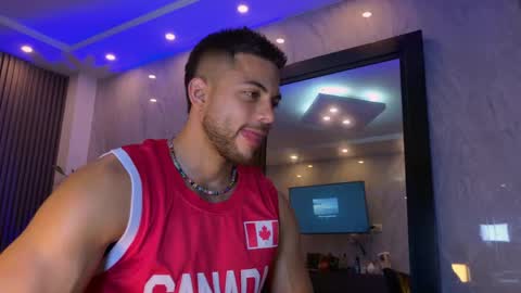 Snapshot of camilowatson chatting on June 5, 12:39 am Camilo Watson online show from June 5, 12:39 am