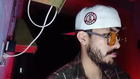 camisitas737 online show from January 9, 6:05 am