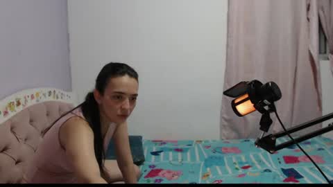 Snapshot of camitorres69 chatting on July 16, 3:34 am camitorres69 online show from July 16, 3:34 am