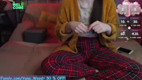 Snapshot of camkitana01 chatting on February 13, 2:09 pm Kitana online show from February 13, 2:09 pm