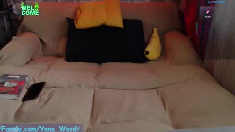 Snapshot of camkitana01 chatting on March 4, 9:51 am Kitana online show from March 4, 9:51 am