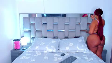 Camila online show from December 14, 4:23 pm