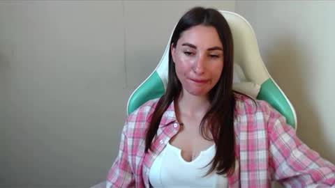 cammila horn online show from May 11, 4:04 pm