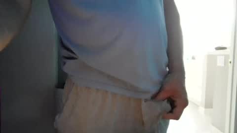 Snapshot of cammyman6900 chatting on July 26, 4:53 am cammyman6900 online show from July 26, 4:53 am