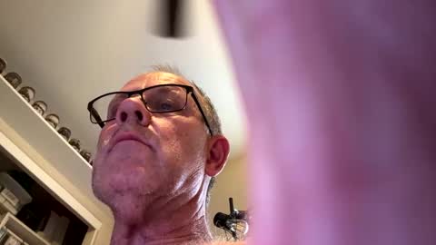 Snapshot of camperjay chatting on September 29, 9:30 pm james online show from September 29, 9:30 pm