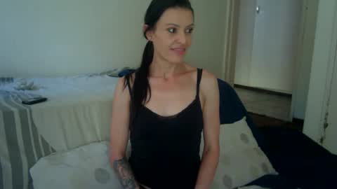 Snapshot of camren777 chatting on February 6, 2:31 pm Camren online show from February 6, 2:31 pm