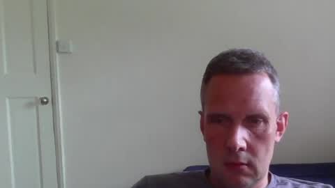 Snapshot of camslave74xx chatting on June 4, 9:37 am camslave74xx online show from June 4, 9:37 am