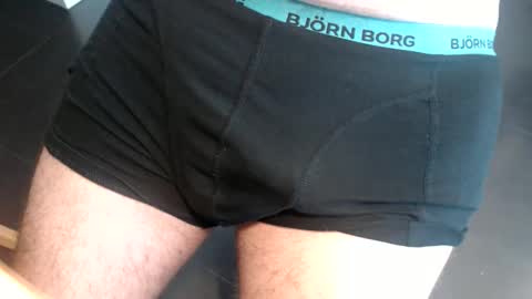 Snapshot of camwithme99 chatting on November 13, 12:48 pm Michi online show from November 13, 12:48 pm